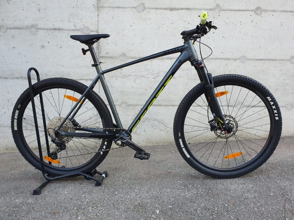 Velo Schwarz Aktionen: Scott Scale 980