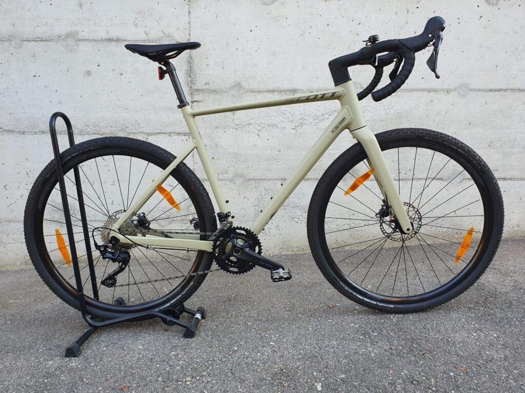 Velo Schwarz Aktionen: Scott Speedster Gravel 30