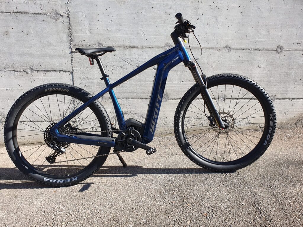 Velo Schwarz Aktionen: Scott Aspect eRide 910