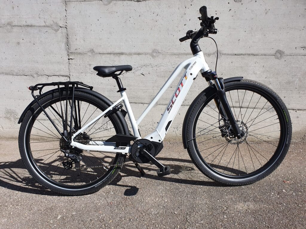 Velo Schwarz Aktionen: Scott eRide Sub Sport 20