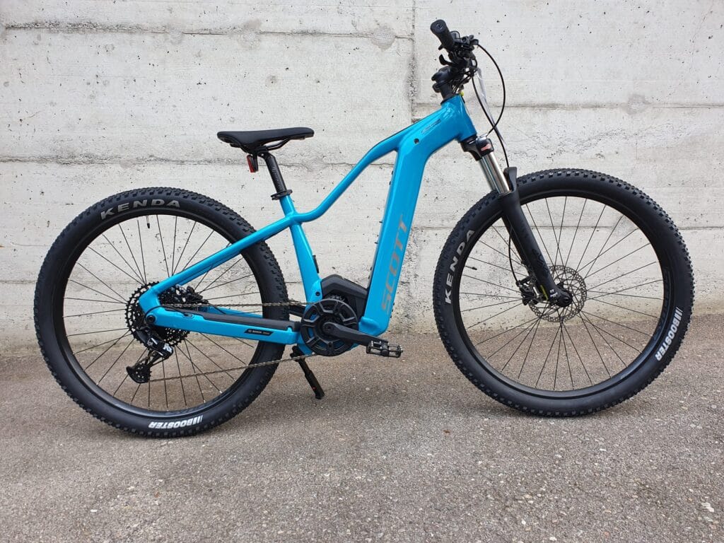 Velo Schwarz Aktionen: Scott Aspect eRide 920