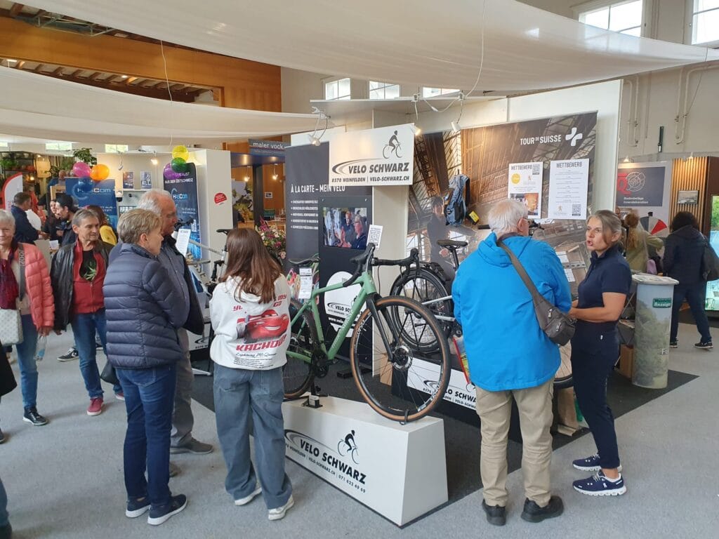 Velo Schwarz - Messestand in der Gwerblerhalle 11, Wega 2025